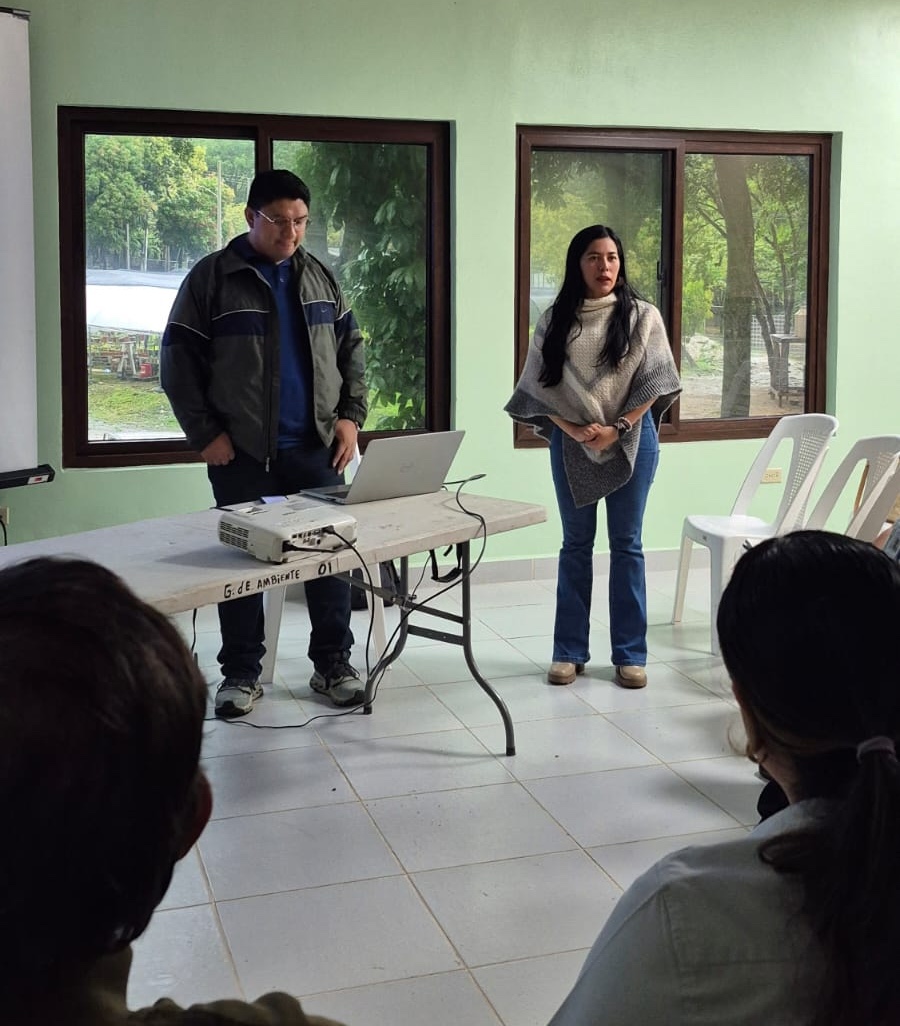 FUNDAHRSE tweet media