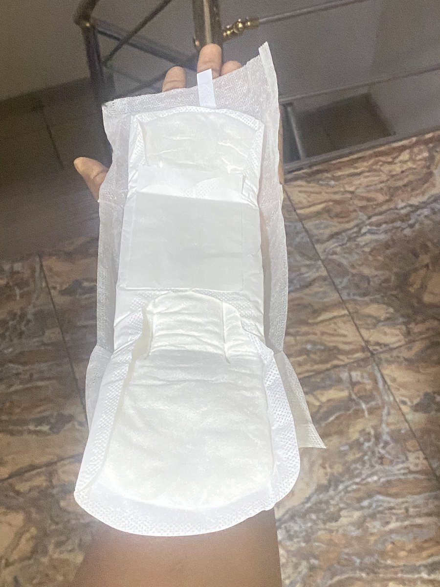 okay i’ve used it for two days and this is the update 
the pad is long and absorbing while being very lightweight 
it hasn’t given me any rashes so far and it’s not harsh on the skin 
i put it on to a rave and it lasted all night and the gum is strong too