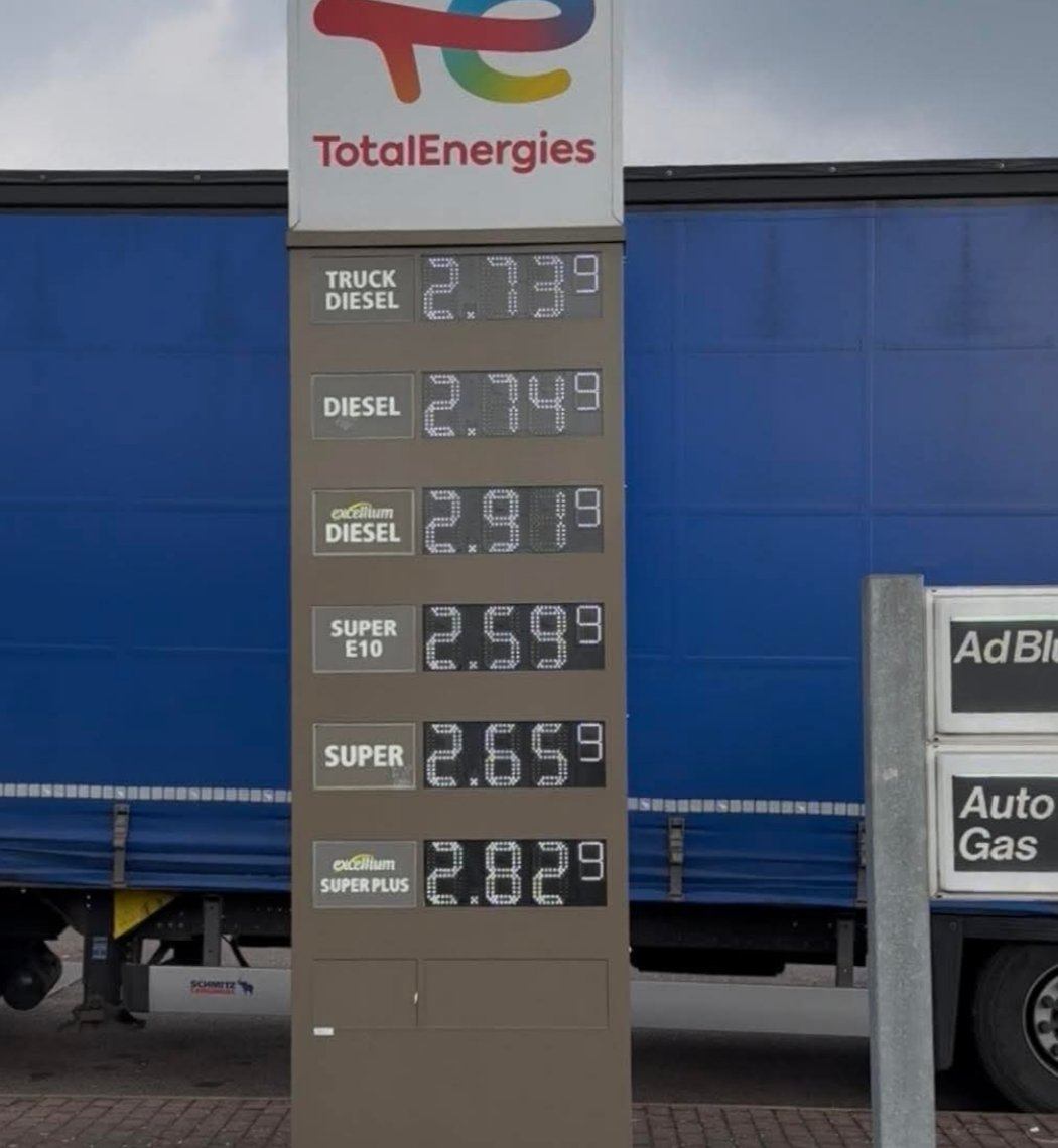 Spritpreise: Wahnsinn auch auf deutschen Autobahn Abzocke Raststätten und Tankstellen. Und die Merz Klingbeil Söder Bundesregierung plündert mit