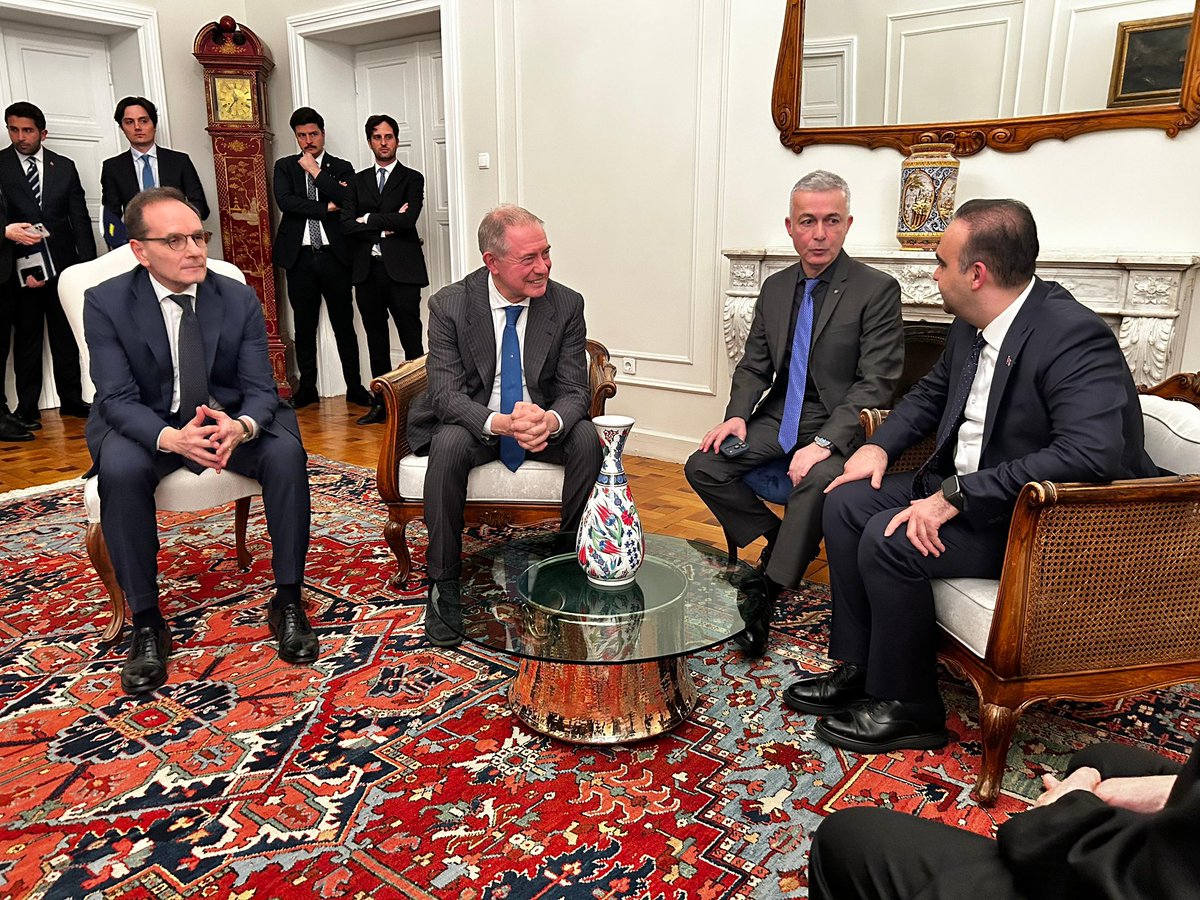 Adolfo Urso tweet media