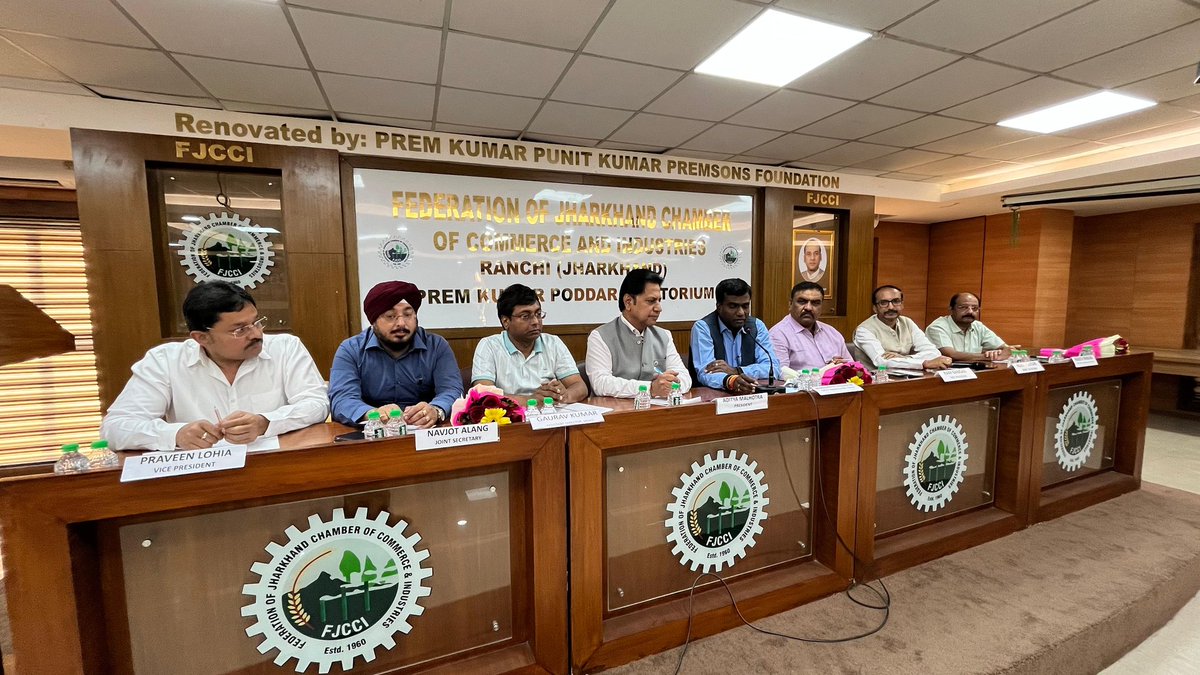 DC Ranchi tweet media