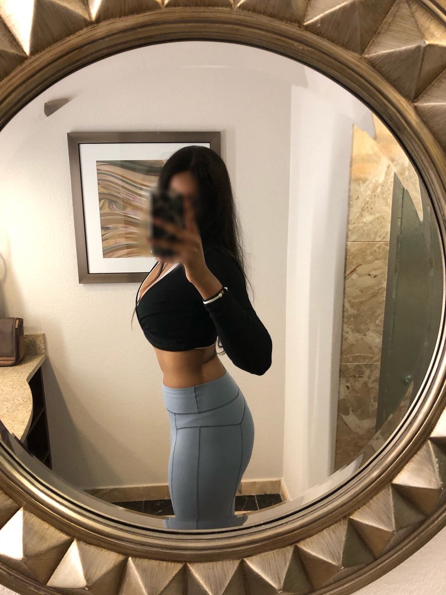 Esmée 🕊 tweet media