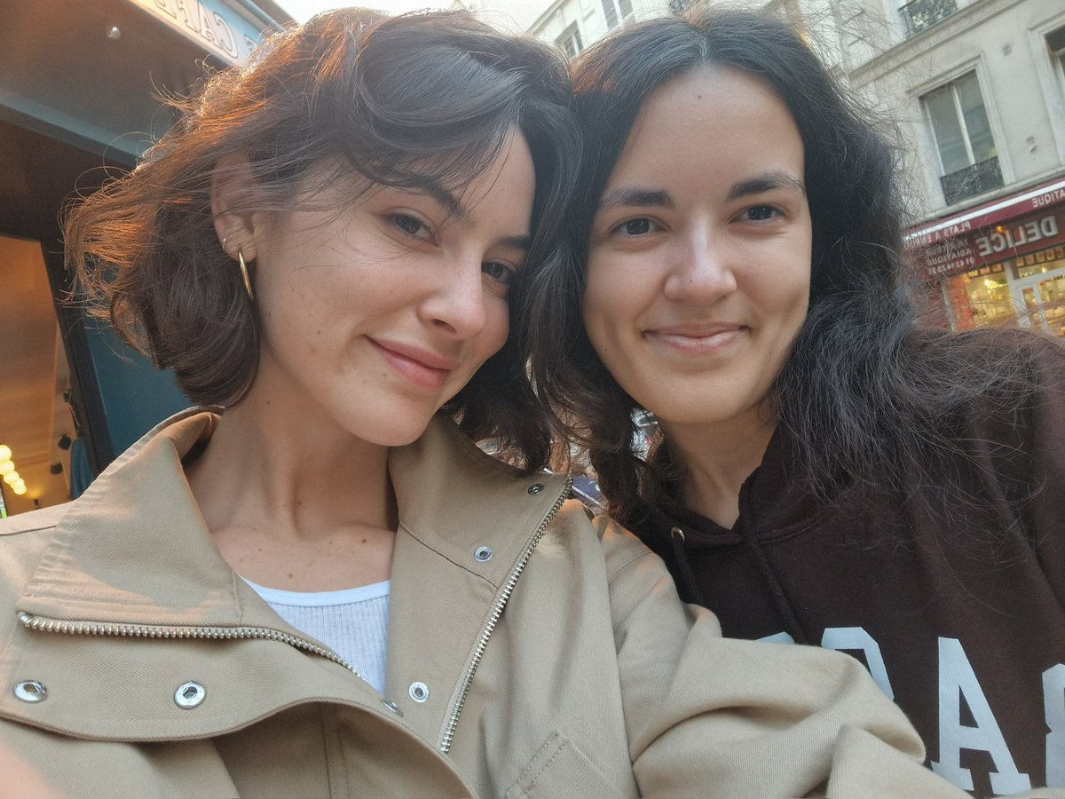 mel 🩷 tweet media