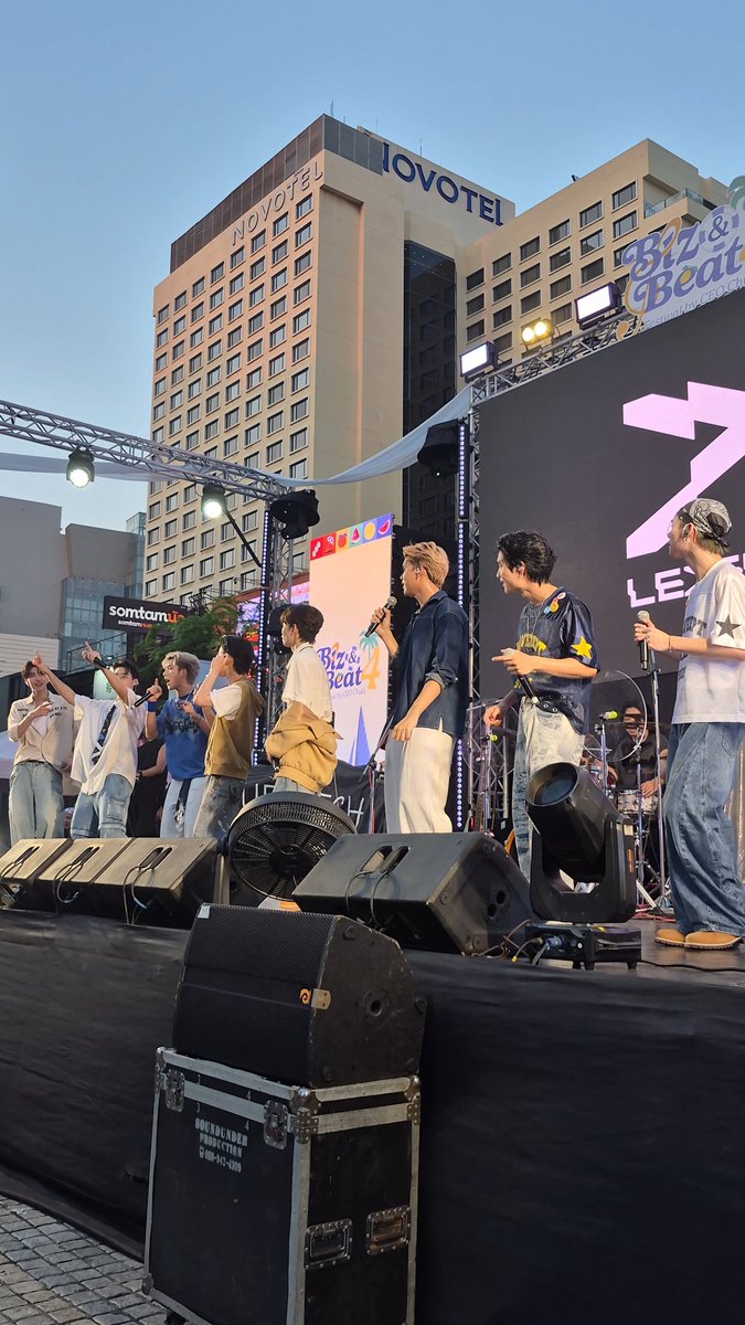 PENYA่ ฮูหยิน tweet media