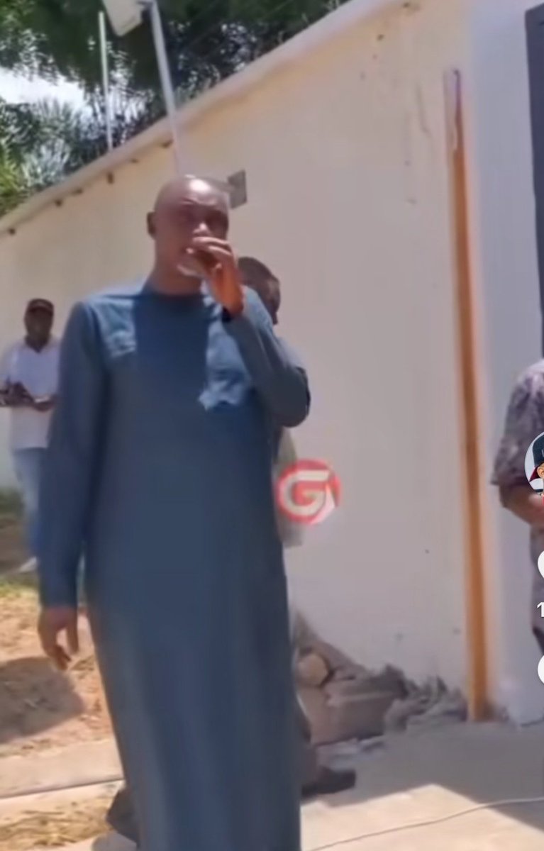 mTusi original 👦 tweet media