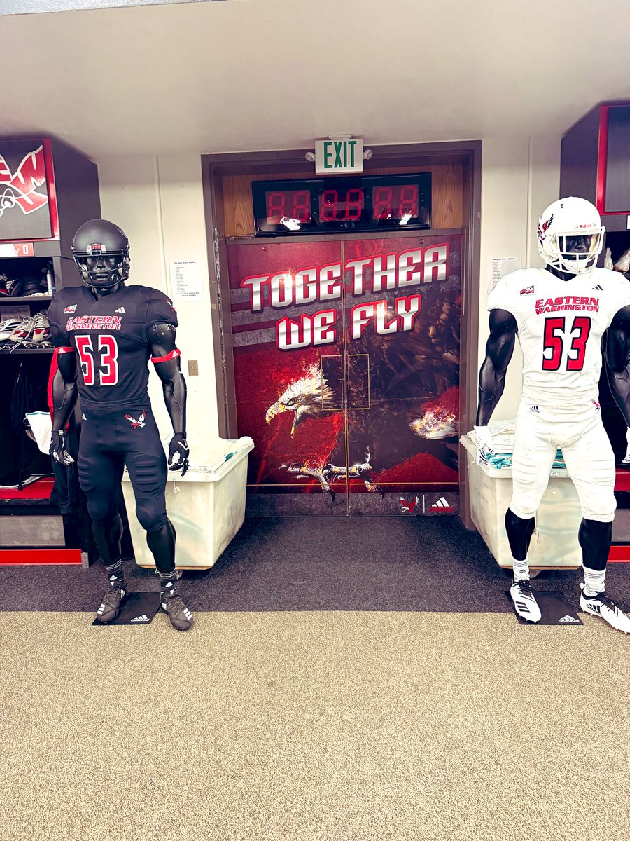 NickSimms22's tweet photo. Huge thanks to @EWUFB and the entire coaching staff for the incredible visit today! Getting to see #TheInferno in person and hearing the vision for the program was special. Grateful for the hospitality! 🦅🔴⚪️
@TFordFSP @gofordsports @EWUFBRecruiting https://t.co/Jr2ixgGX3X