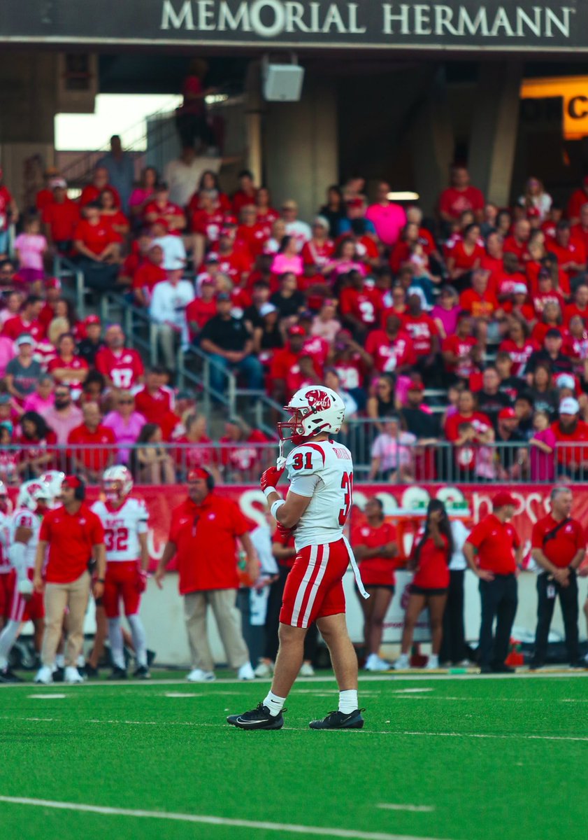 Blessed to be named a 2026 team captain! Thankful for my teammates and coaches for providing me this opportunity. Let’s keep working!
<a href="/Katyfootball/">Katy Football</a> <a href="/RecruitKatyFB/">RecruitKatyFB</a> <a href="/aj_blum/">A.J. Blum</a>