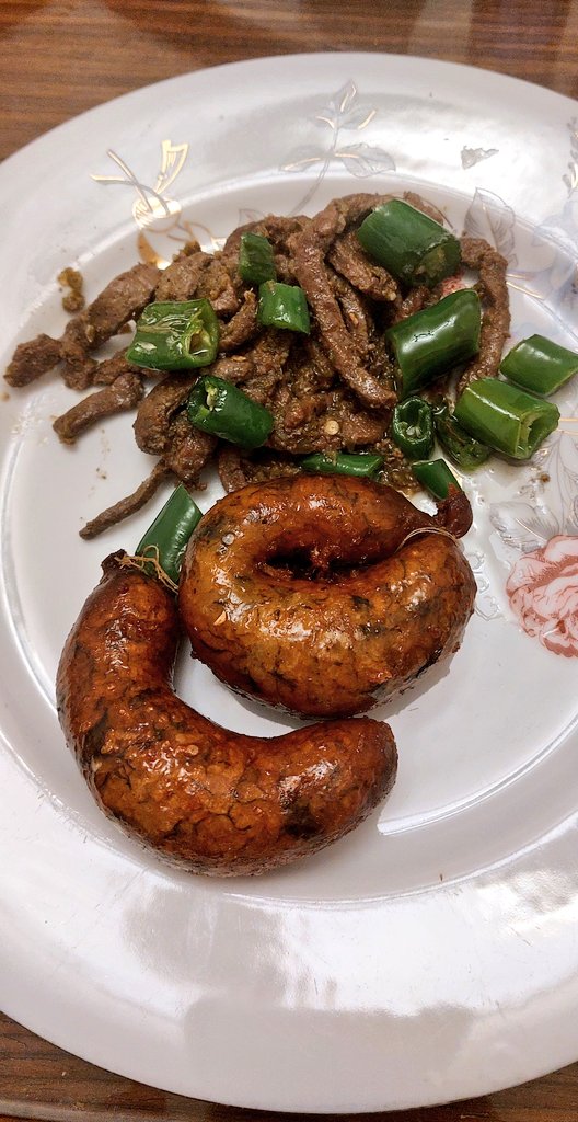 سَــمَر tweet media