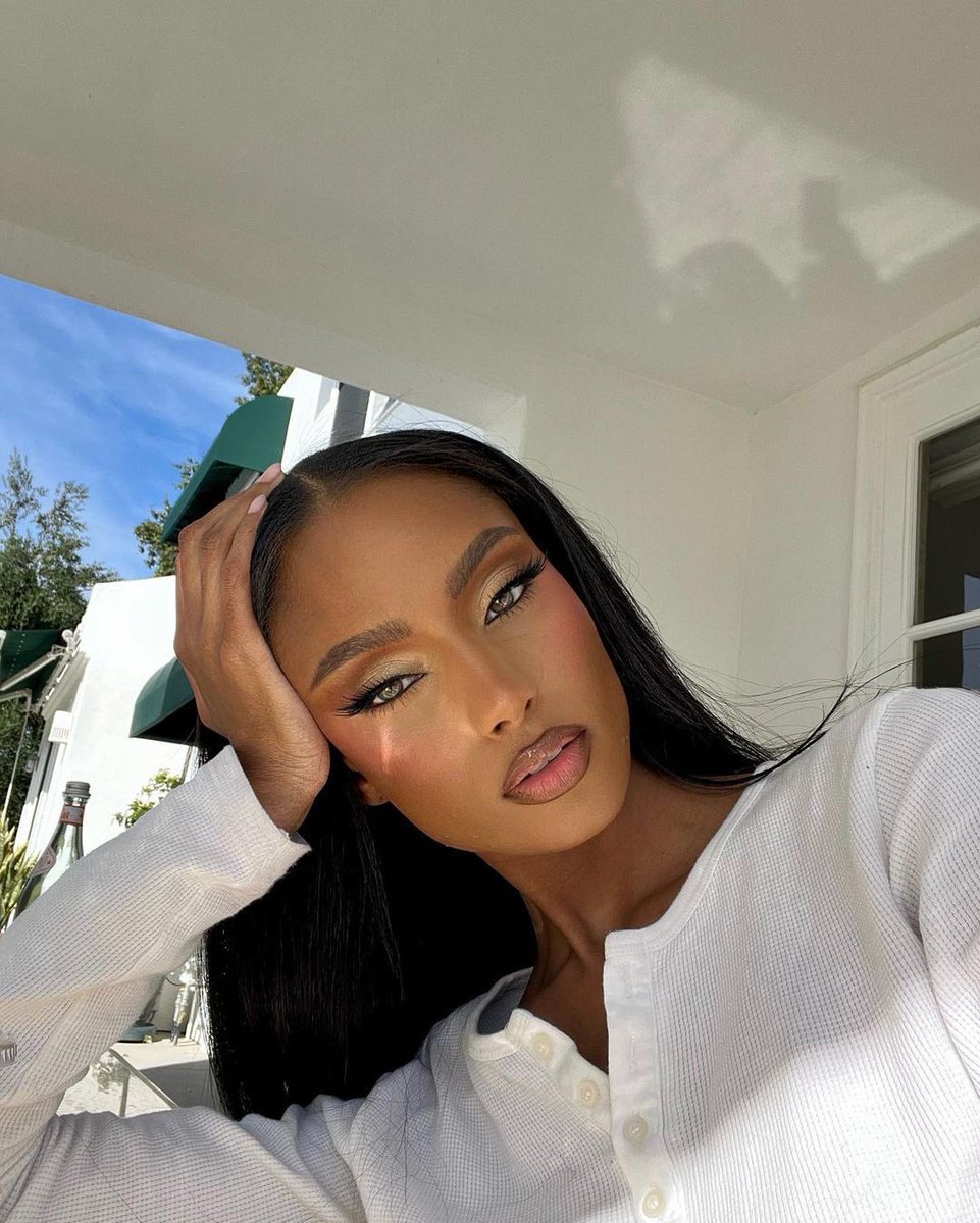 DeeDee🌟 tweet media