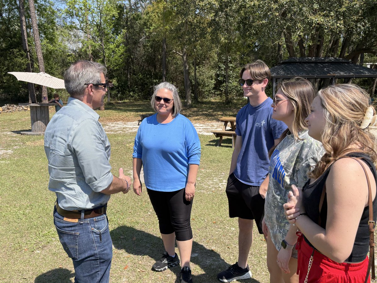 Brian Montgomery tweet media