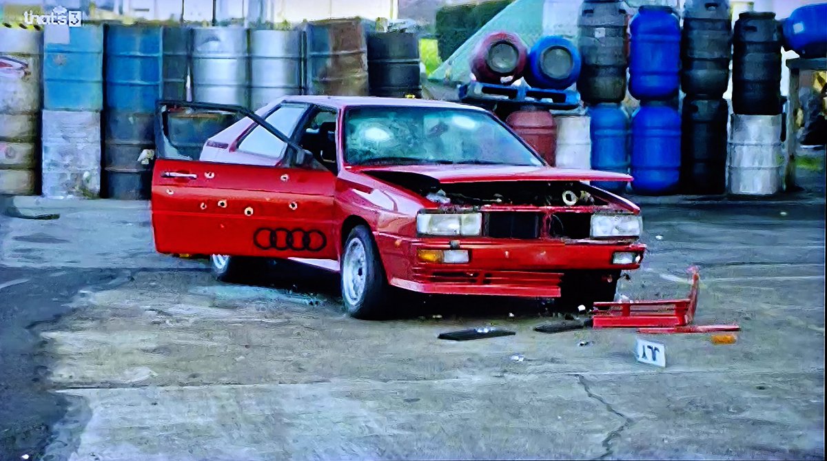 Chandl3r6's tweet image. Matthew Graham Ashley Pharoah @PhilipGNews @KeeleyHawesNews @Deanoandrews Marshall Lancaster Montserrat Lombard One of the saddest sites in TV history. 😞 #AshesToAshes #FireUpTheQuattro #Guv #GeneHunt #AlexDrake #RayCarling #ChrisSkelton #ShazGranger