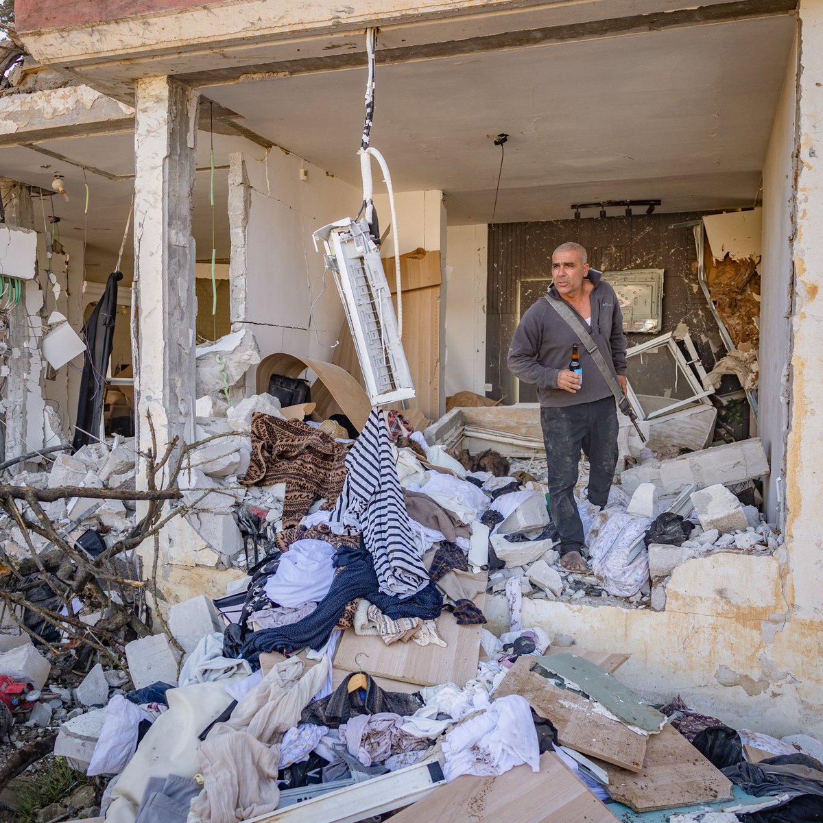 yael🦕 tweet media