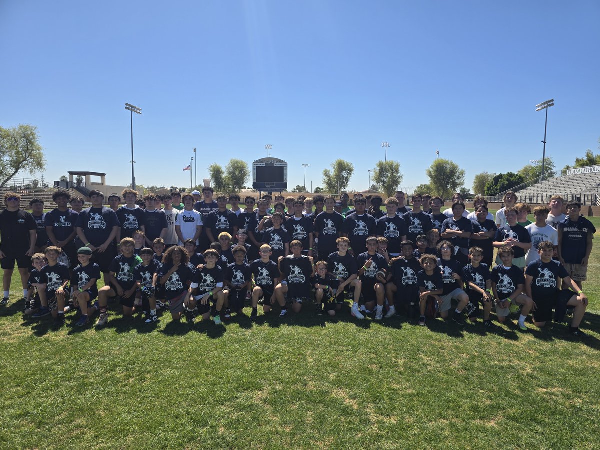 YumaCatholic's tweet photo. 🏈🍀 Our Shamrock Advantage Youth Football Camp inspired 3rd–8th graders to learn and grow with our amazing coaches &amp; players.

Thank you to everyone who made it possible! 💚 https://t.co/9XnnTjA0Nt