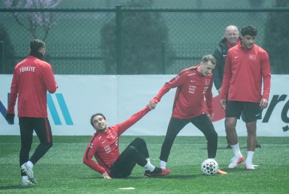 yes context tweet media