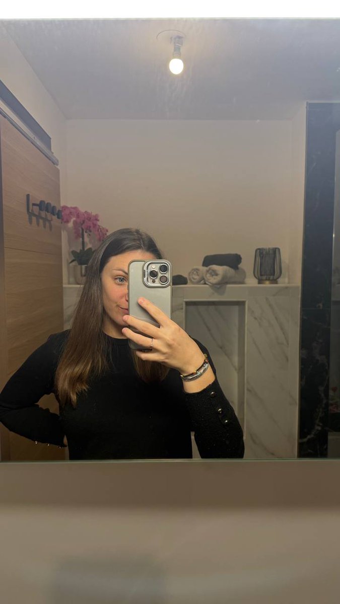 Mini Cams tweet media