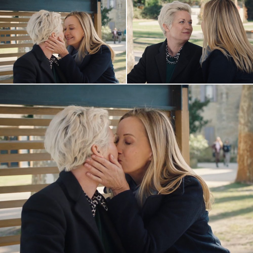 Annesyho's tweet photo. #Claivia 🥰❤️
#IciToutCommence
Épisode 1398 https://t.co/OqF8YqZPu8