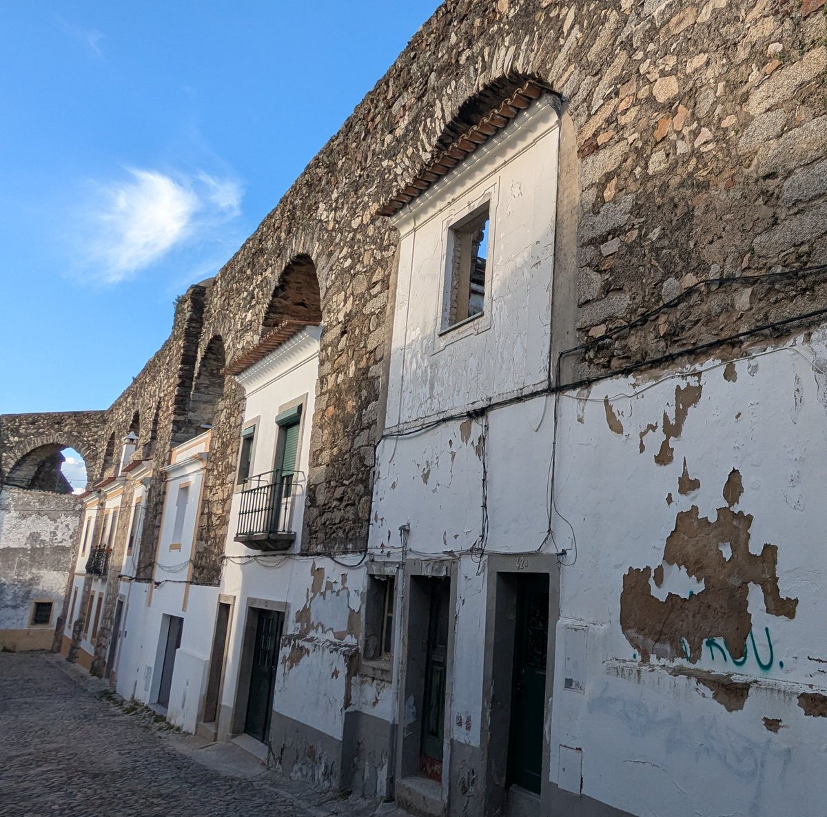 Itineratur tweet media