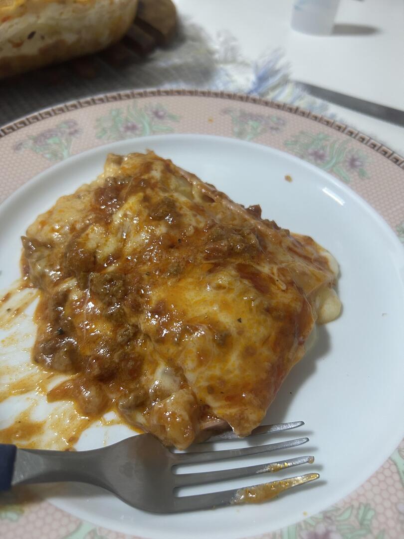 homevsfastfood's tweet photo. [Homemade] I’m learning how to cook. First lasagna I’ve ever made.
👉 https://t.co/J4kfnLdrNE
#HomemadeLasagna #FirstLasagna #CookingJourney #BeginnerCook #HomeCookingWin #homecooking #food #recipes #foodpic #foodie #foodlover #cooking #hungry #goodfood #homecookingvsfastfood https://t.co/zXSy1FnIig