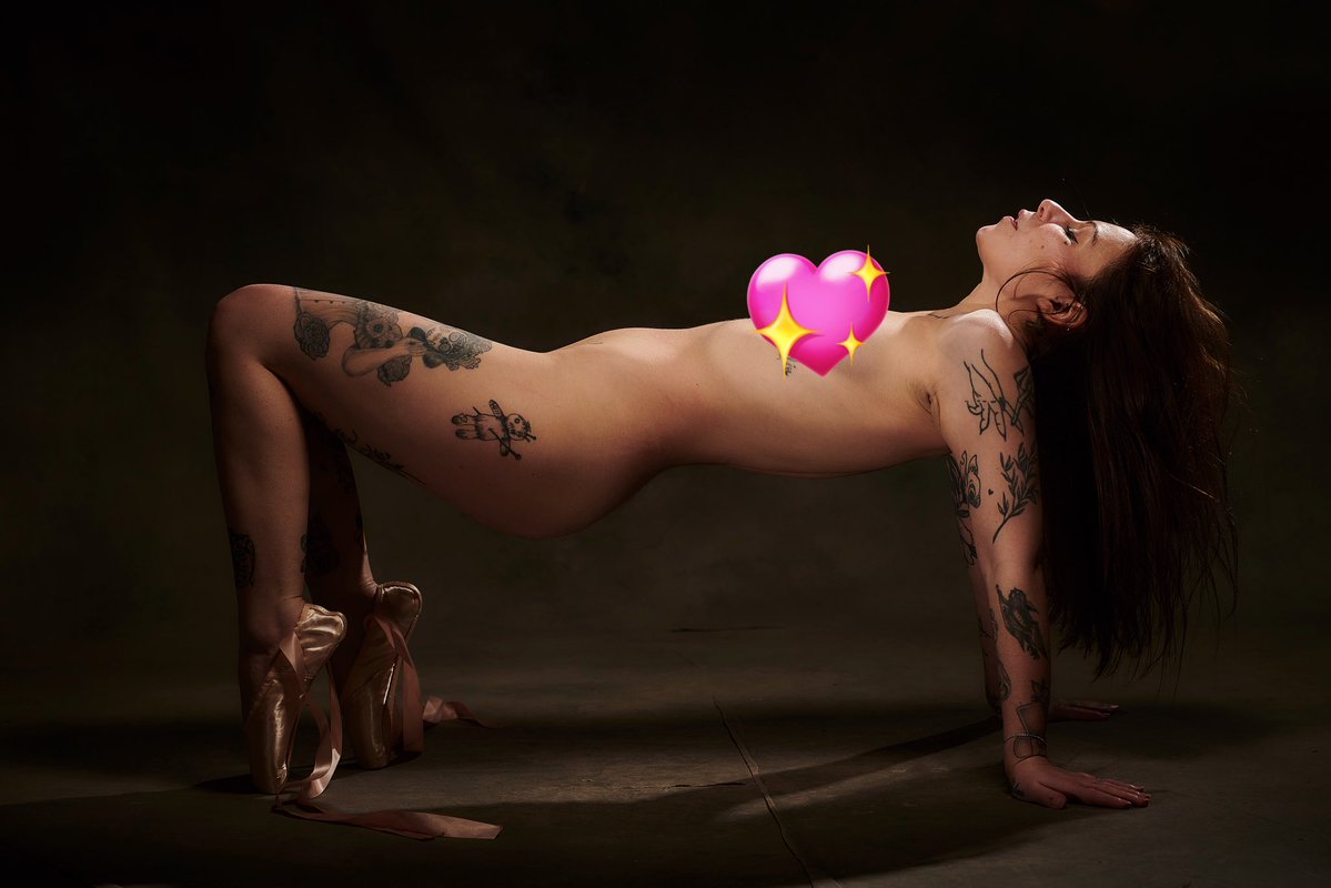 Olivia ♥️🖤 tweet media