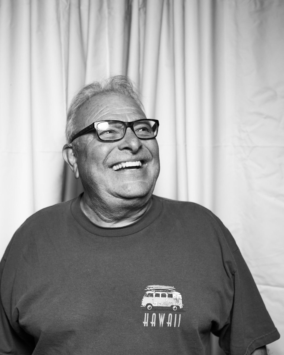 Los Lobos tweet media