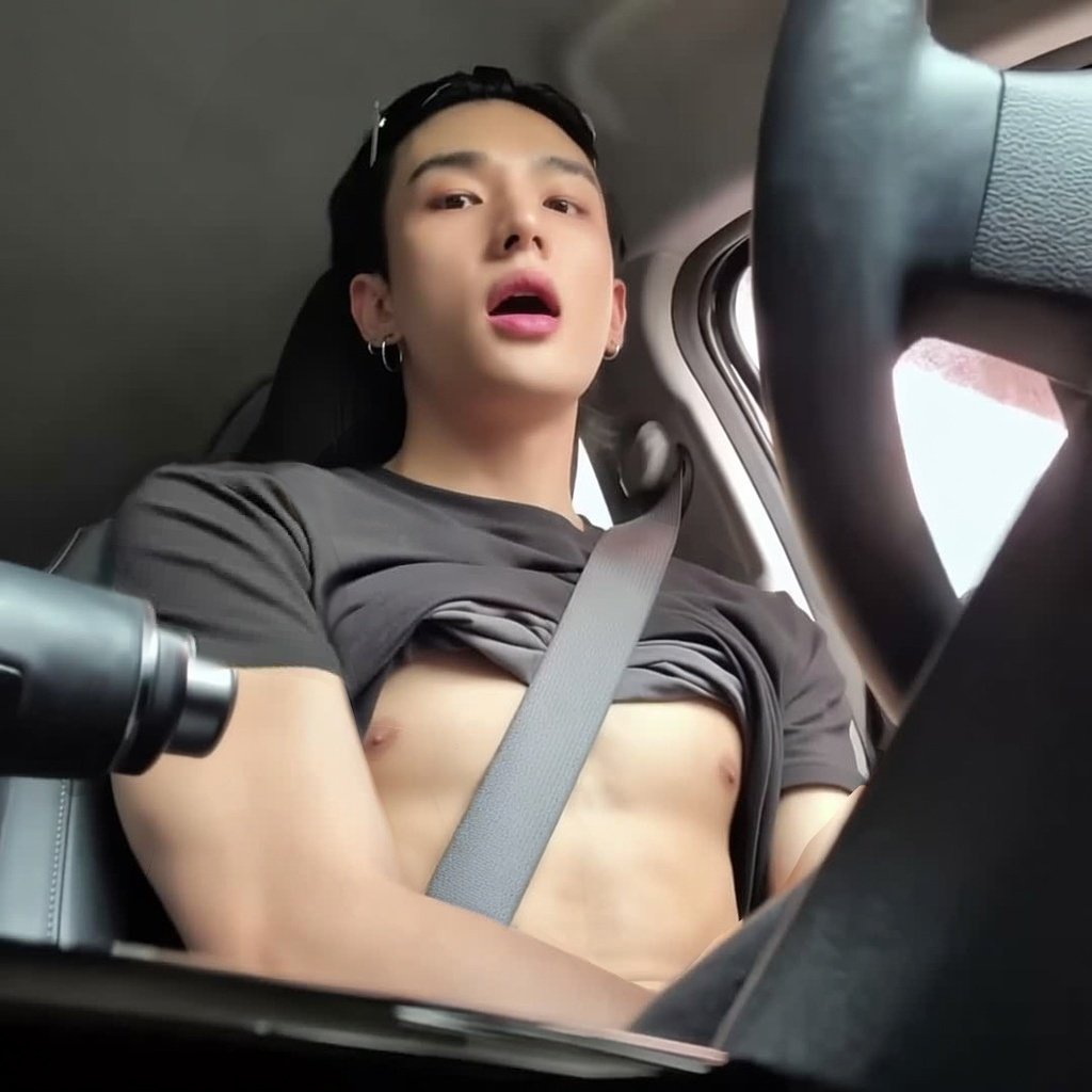 dozen sucker tweet media