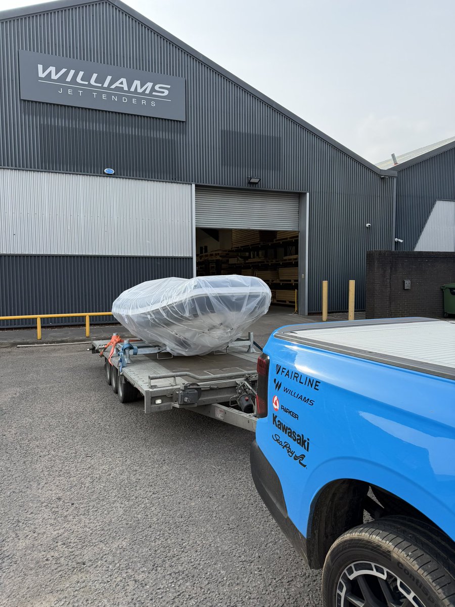 Boats.co.uk tweet media