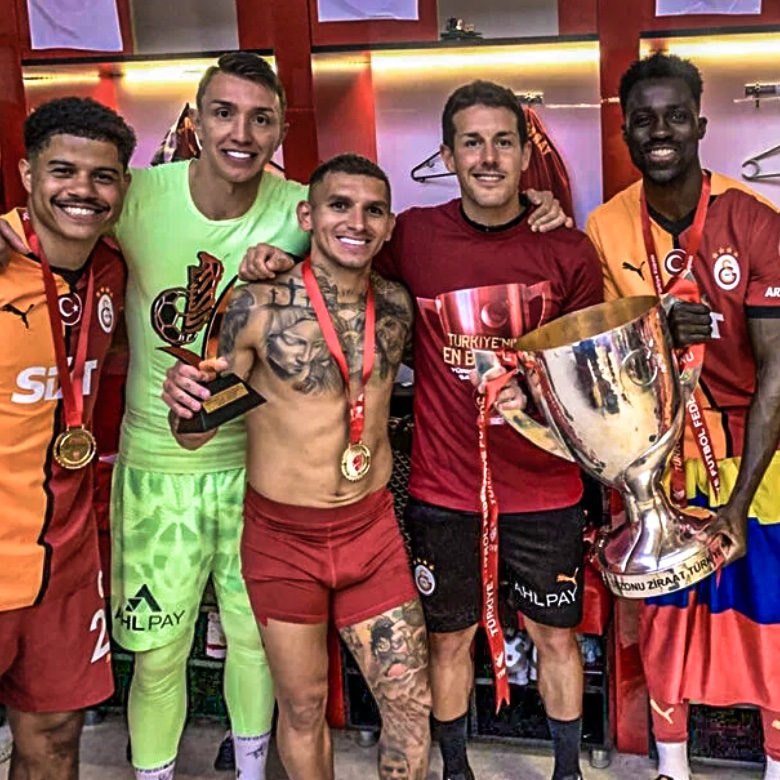 EuroFoot tweet media