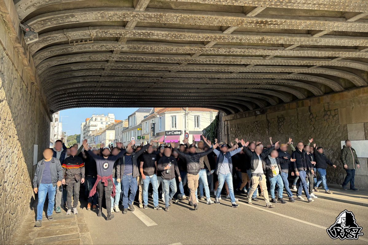 Ultramarines Bordeaux 1987 tweet media