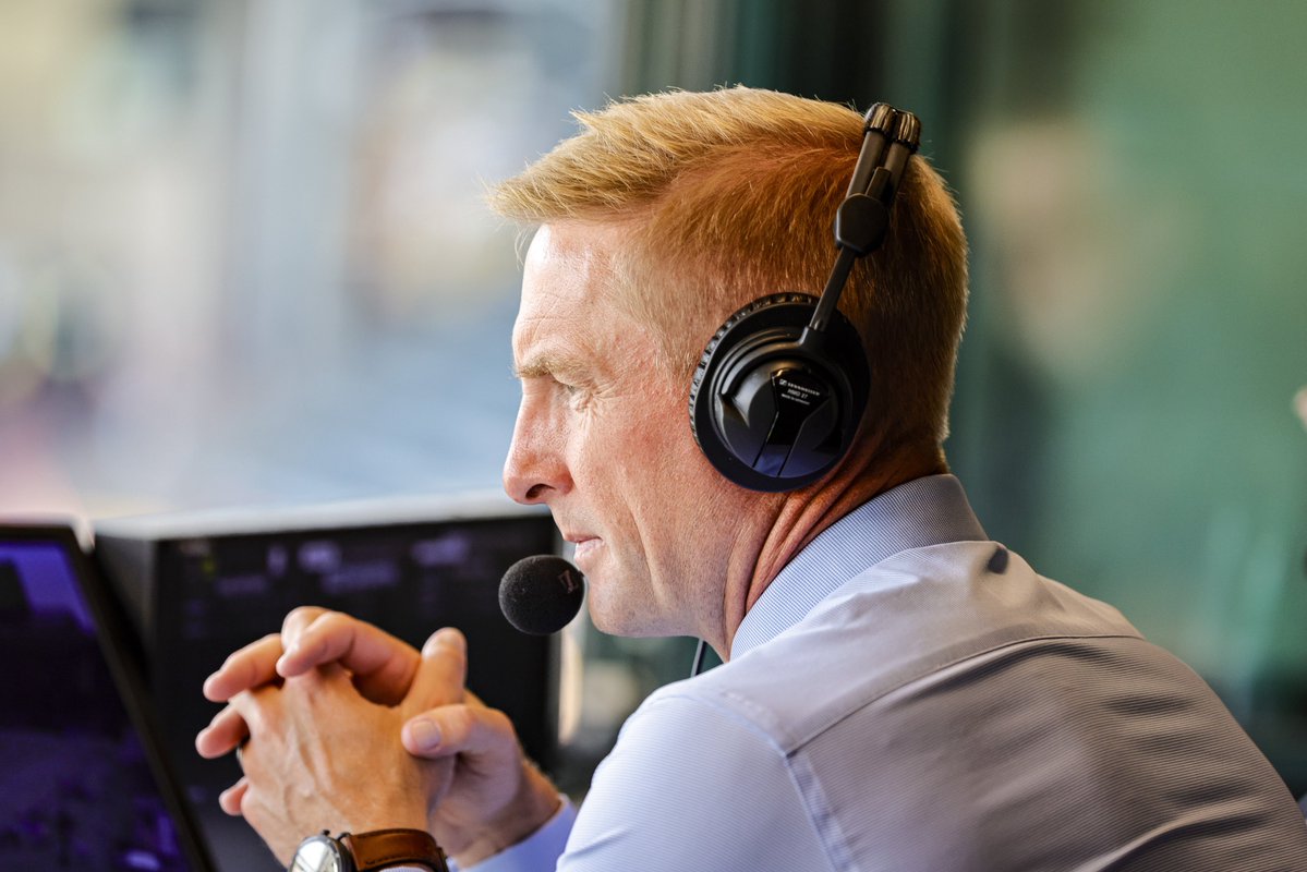 Erik Arneson tweet media