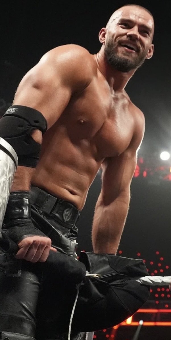 So rare. ༄ NOT @_Theory1 tweet media