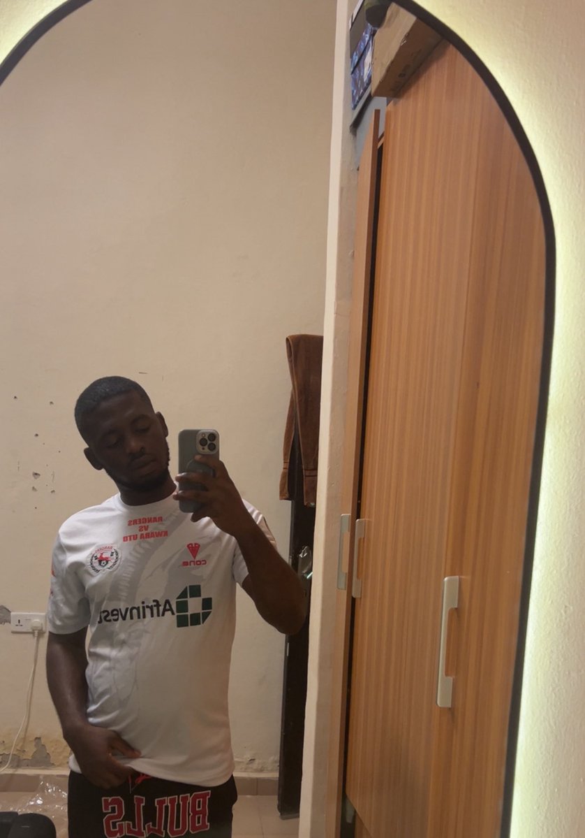 ENUGU INTROVERT😑 tweet media