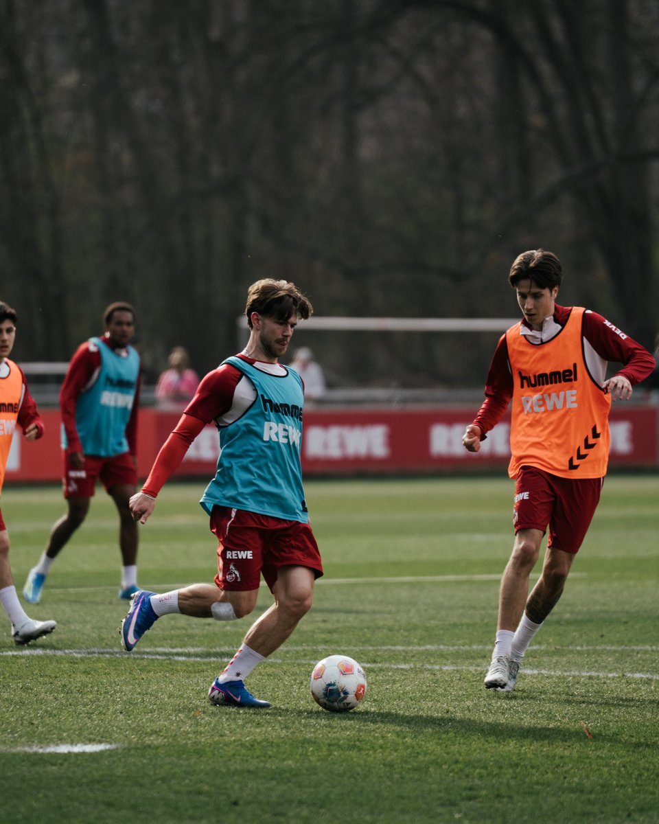 1. FC Köln tweet media