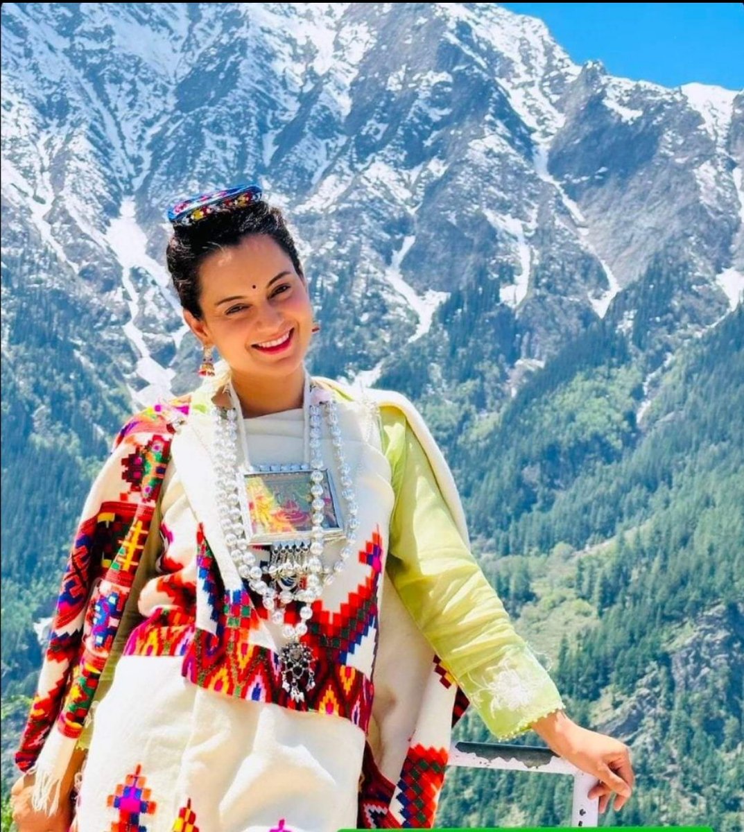 KartapThakur's tweet photo. @KanganaTeam मंडी संसदीय क्षेत्र की हमारी लोकप्रिय सांसद एवं सुप्रसिद्ध अभिनेत्री सुश्री कंगना रनौत जी आपको @AkashvaniAIR आकस्मिक उद्घोषक/प्रस्तोता परिवार की ओर से जन्मदिन की हार्दिक शुभकामनाएँ!🎂🥗
ईश्वर से प्रार्थना है आप सदैव स्वस्थ व दीर्घायु रहें।🙏
@aircaceu @aircacu @AIRBPA @AIRshimla https://t.co/9cs0xc2VZT