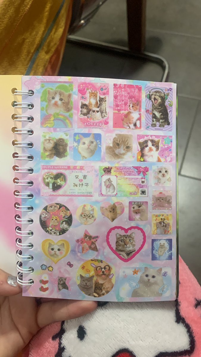 ^_−☆ tweet media