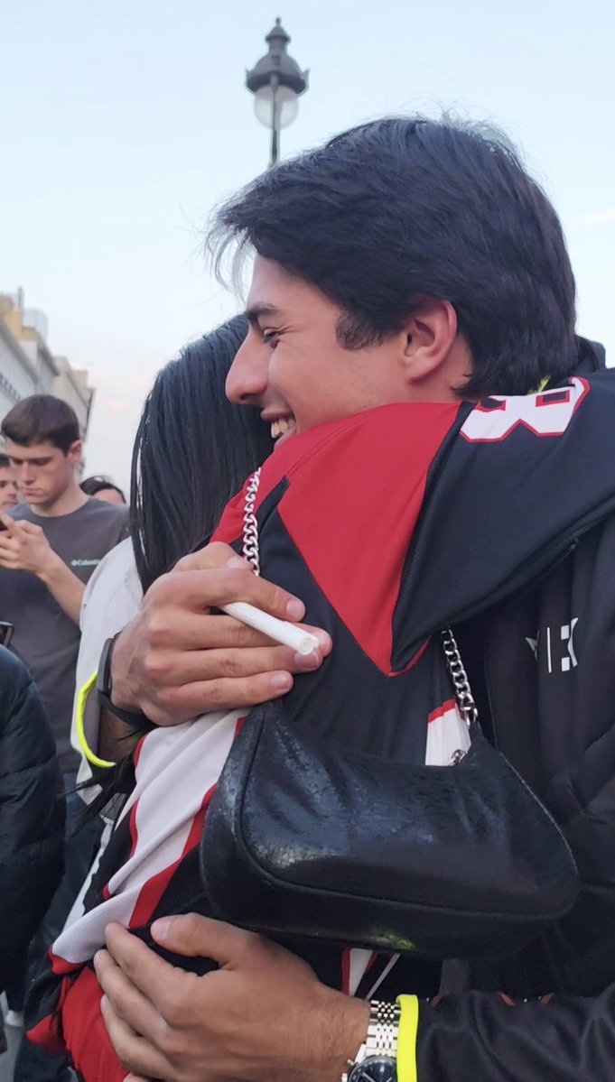 loreto¹ ღ tweet media