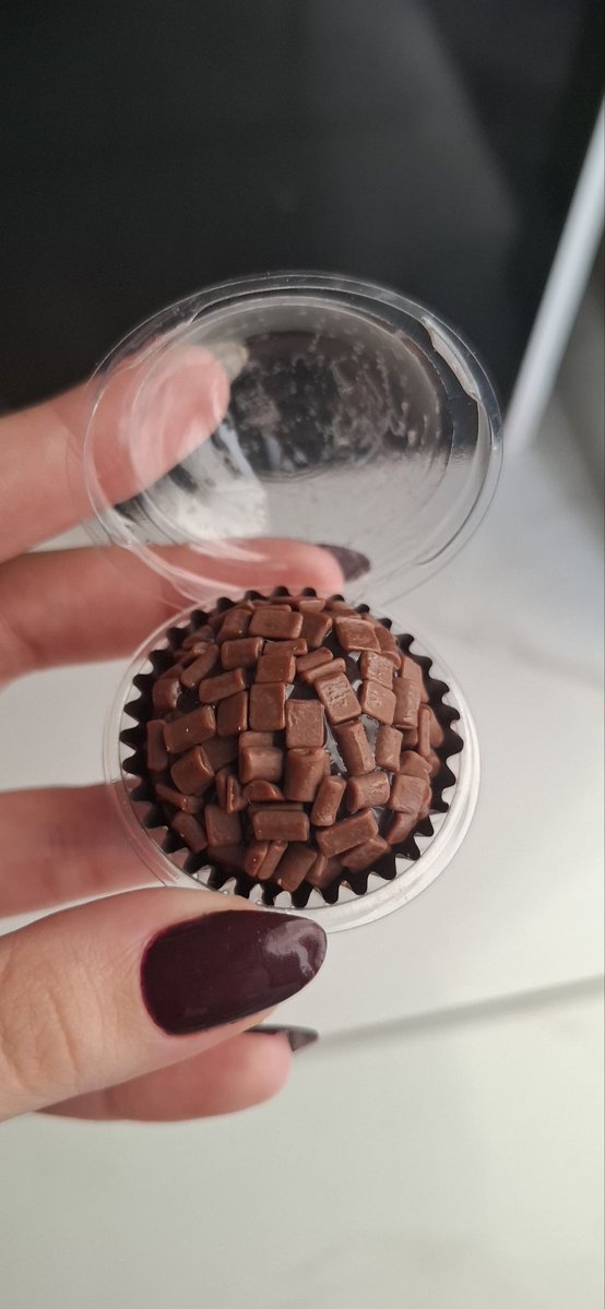 𝐀𝐧𝐚𝐥𝐮'🐾 tweet media