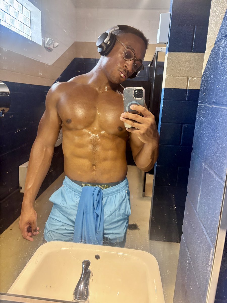 Because I’m BLACK, and I’m better than you. tweet media