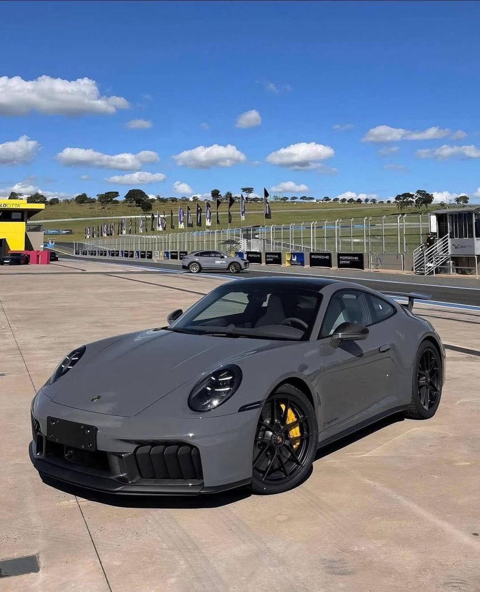 Car Culture tweet media