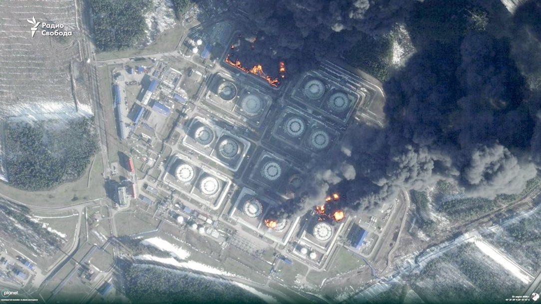 Carl Bildt tweet media