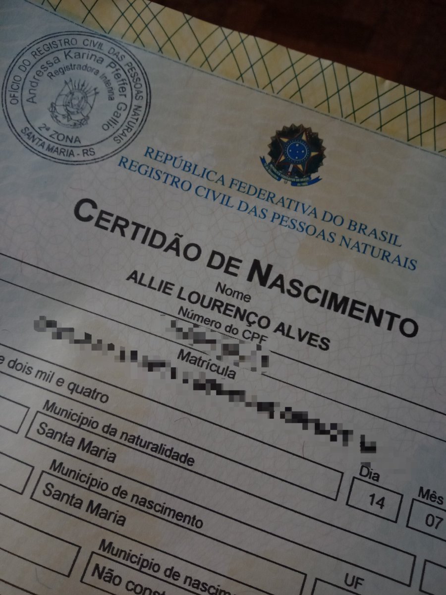 wagner moura chorando em praia do futuro tweet media