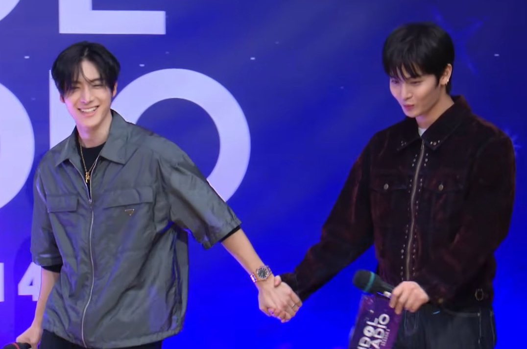 angelina˚ ༘♡ tweet media