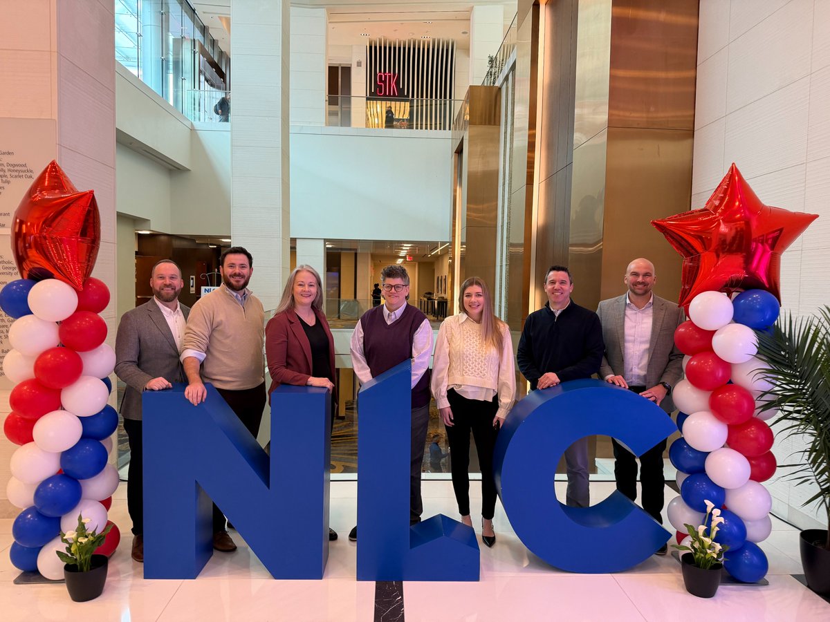 MinnesotaCities's tweet image. Thank you to the many Minnesota city officials who joined LMC staff at the @leagueofcities #CCC26! Your voices help shape national conversations and ensure our voices are heard.

We’re proud to stand alongside you as you advocate, learn, and lead on behalf of #MnCities.