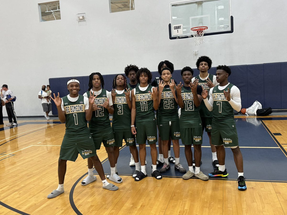 James "Champ" Henry II tweet media