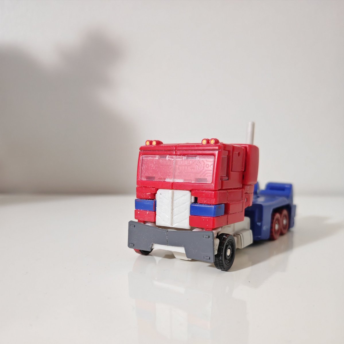 Charles987z tweet media