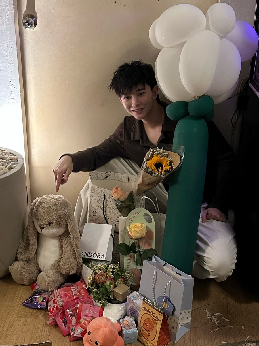 Permpoon tweet media