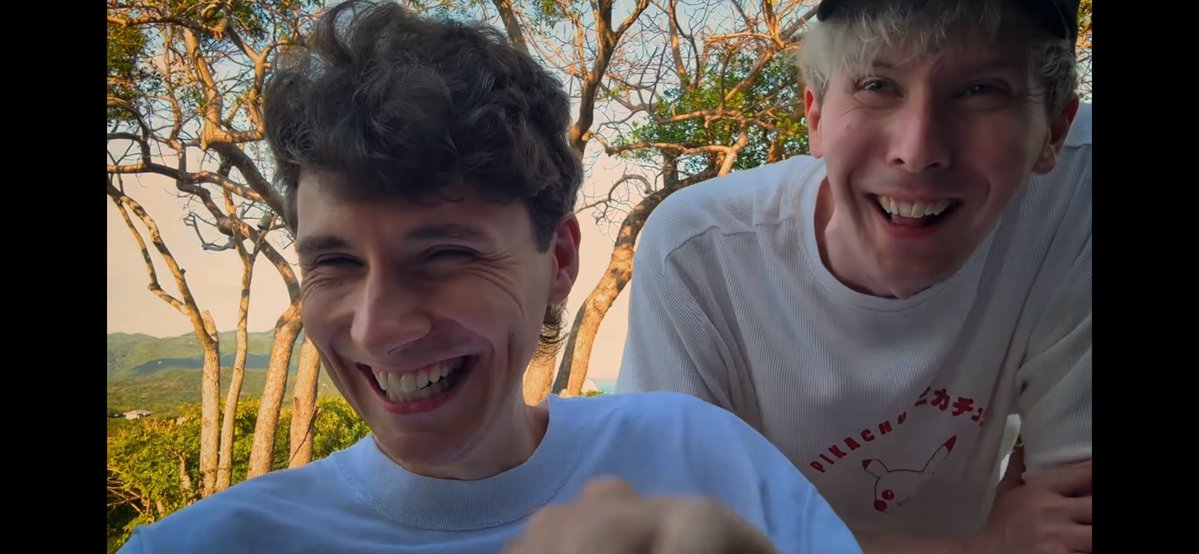 ᵕ̈ak ̤̮ tweet media