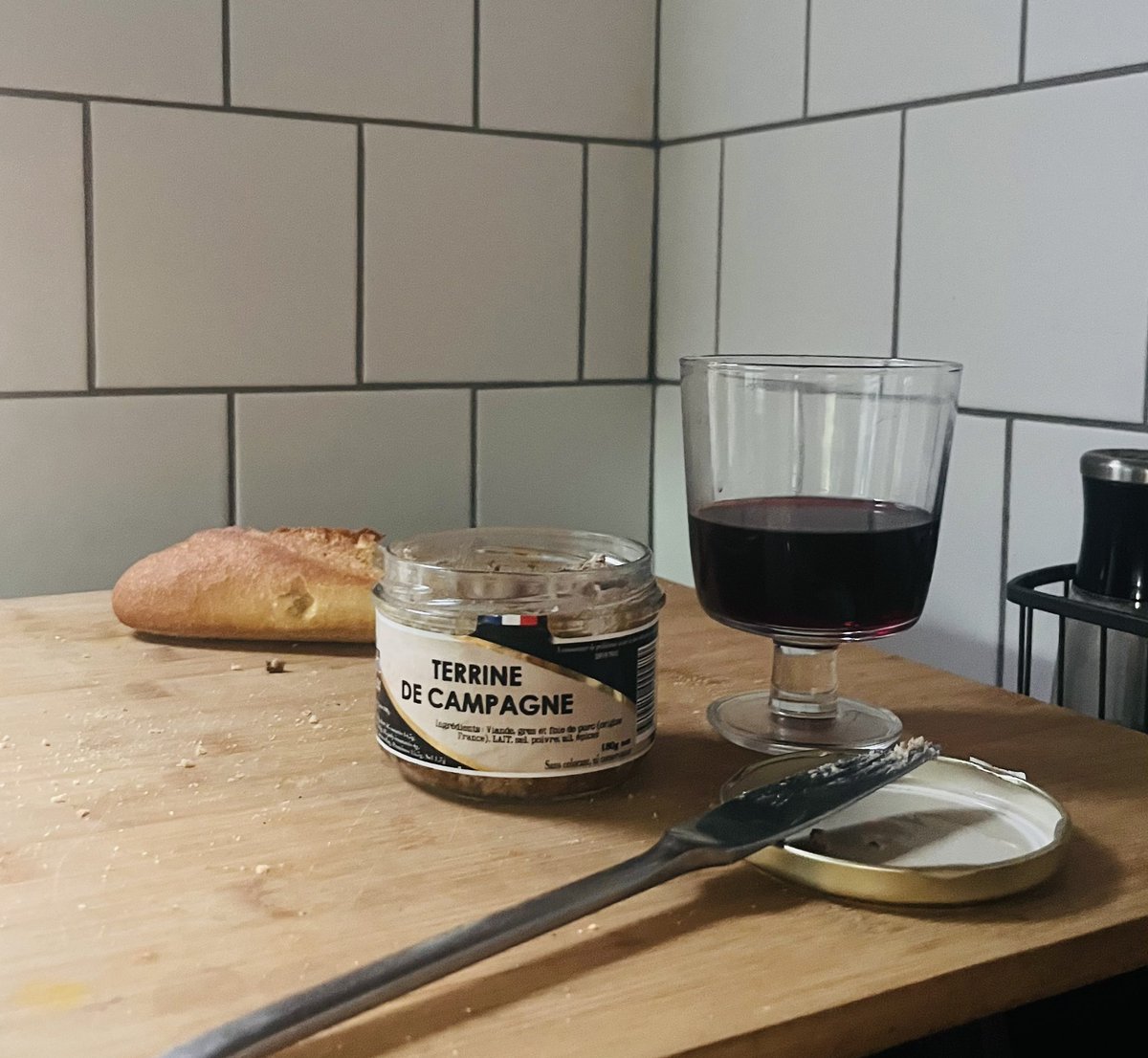 Old Lady Brain 🩸 tweet media