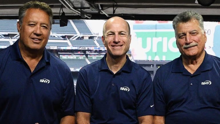 Mets Batflip tweet media