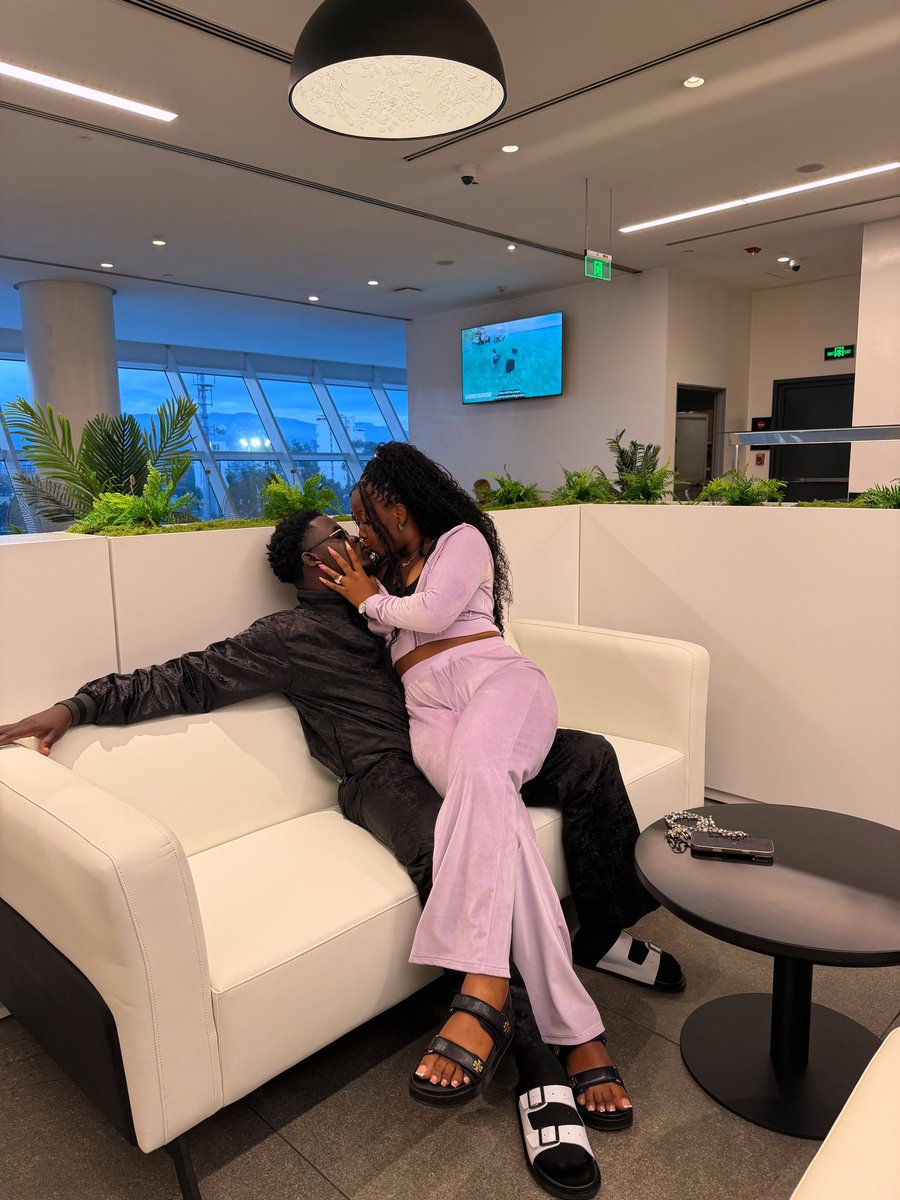 SimiSoFineSoFly 💎 tweet media