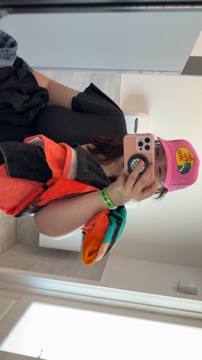 kels 🚯 ₊˚. tweet media